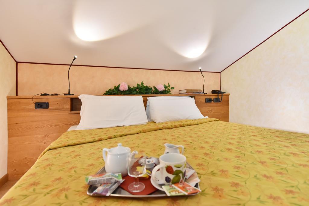 Hotel Bijou Вальтурнанш Экстерьер фото